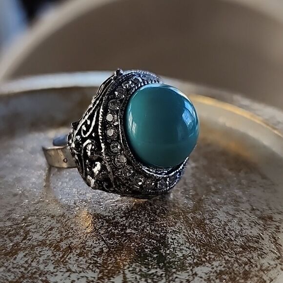 Vintage Enamel and Rhinestone Raised Adjustable Ring - Picture 3 of 14